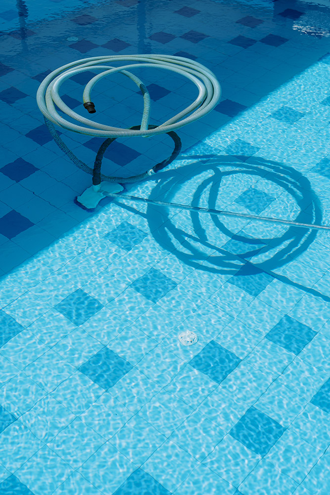 bottom vacuum cleaner for cleaning underwater work 2026 01 06 10 10 43 utc